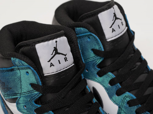 Кроссовки Nike Air Jordan 1 Mid