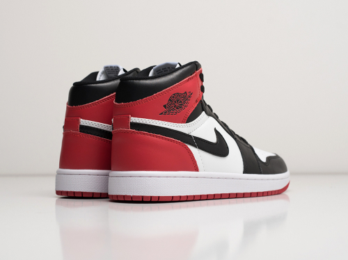 Кроссовки Nike Air Jordan 1 Mid