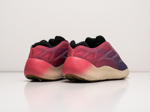 Кроссовки Adidas Yeezy Boost 700 v3