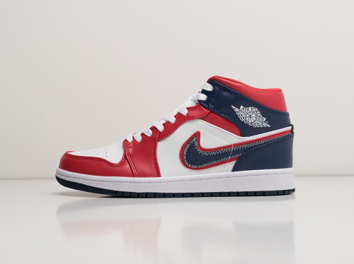 Кроссовки Nike Air Jordan 1 Mid