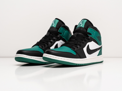 Кроссовки Nike Air Jordan 1 Mid