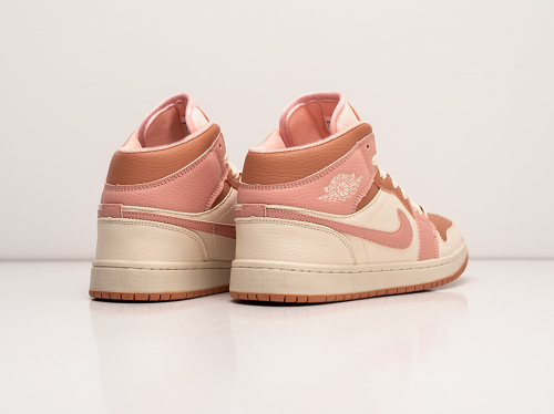 Кроссовки Nike Air Jordan 1 Mid