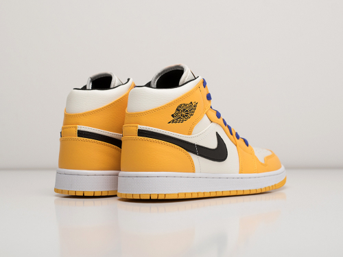 Кроссовки Nike Air Jordan 1 Mid