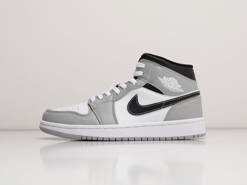 Кроссовки Nike Air Jordan 1 Mid