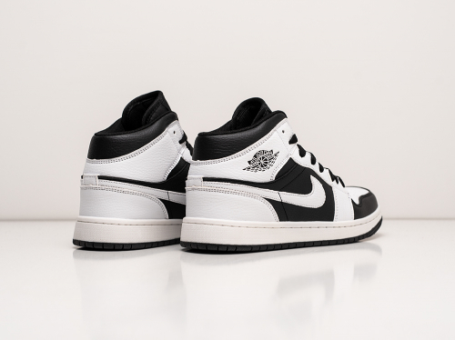 Кроссовки Nike Air Jordan 1 Mid