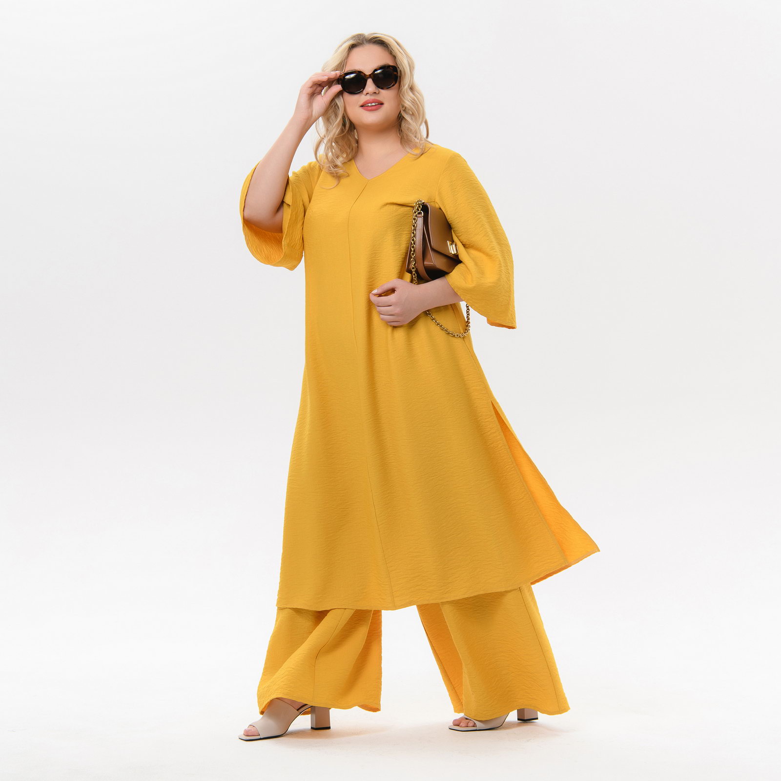 Туника длинная с разрезами, цвет