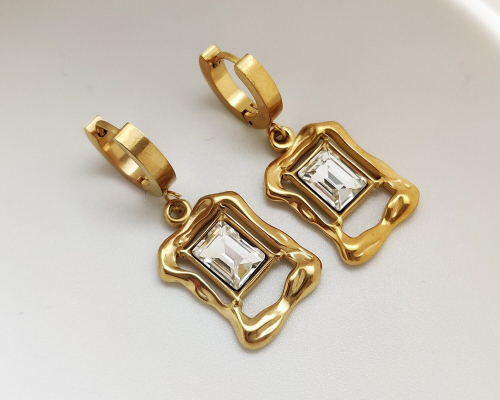 Серьги из стали