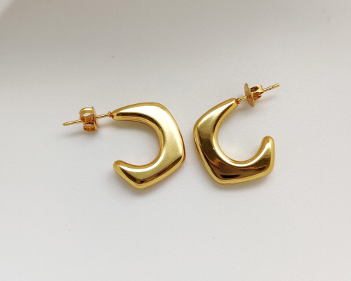 Серьги из стали