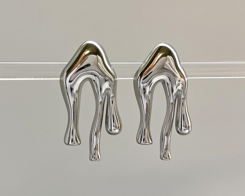 Серьги из стали