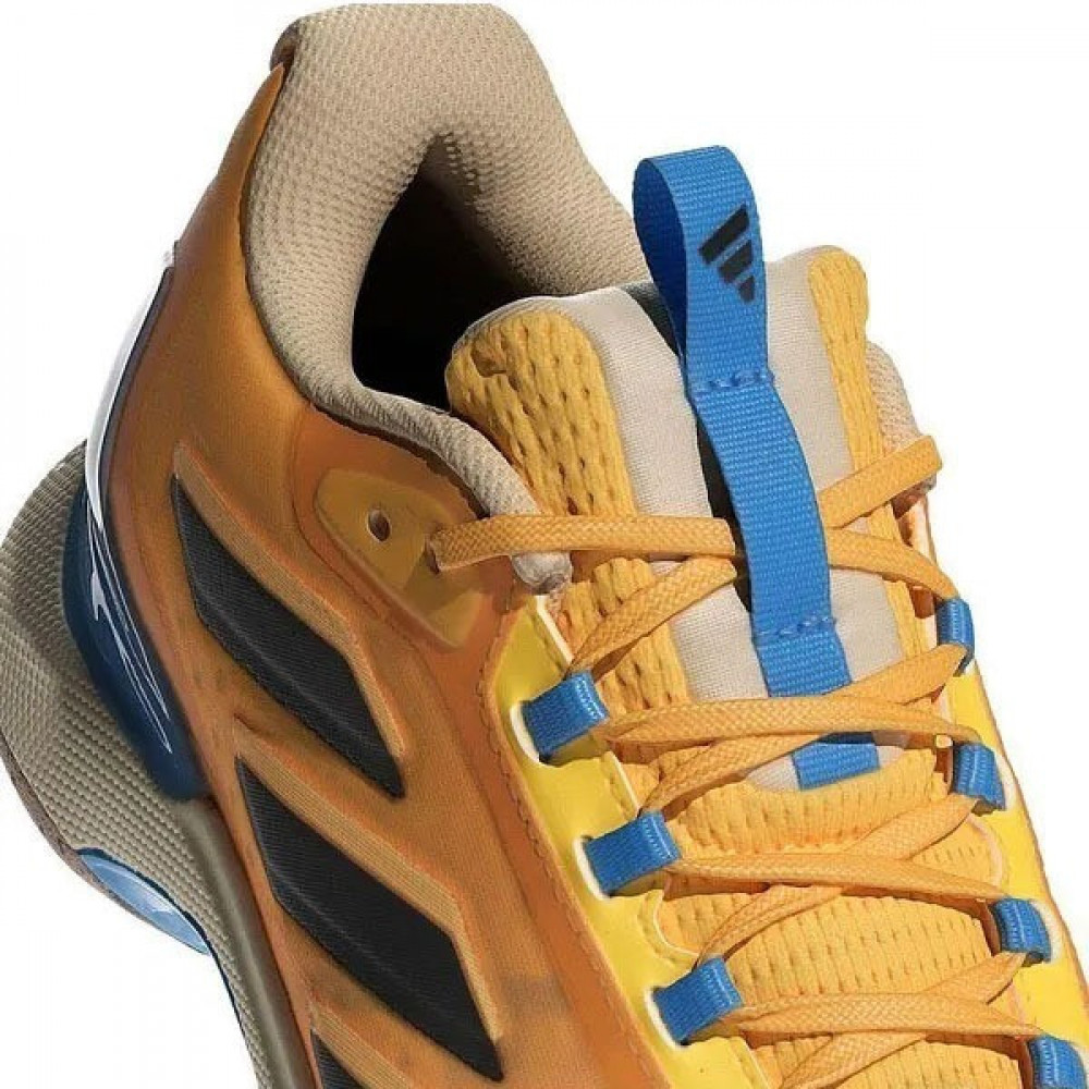Кроссовки женские Avacourt 2, Adidas
