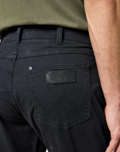 Брюки мужские GREENSBORO BLACK, WRANGLER