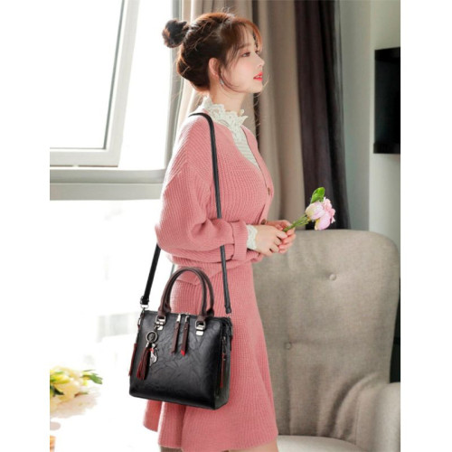 Женская кожаная сумка 050 BLACK