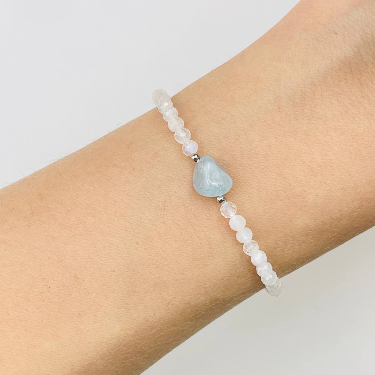 Радуга Самоцветов Браслет из Лунного камня и Аквамарина