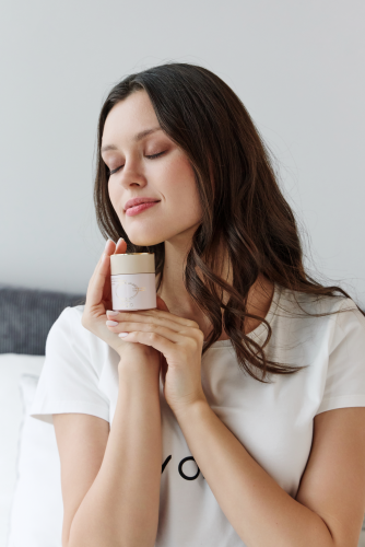 [YOZO] ОМОЛОЖЕНИЕ/БИОМ Крем для глаз Camellia Yeast + 60% Bifidobacteria Filtrate Coagulation Time Compact Eye Cream, 30 гр