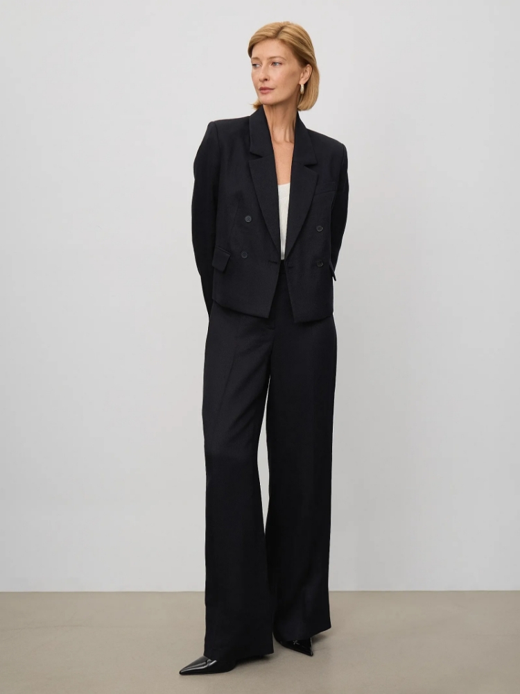 Брюки из костюмной шерсти ,
70% лен, 30% вискоза ,