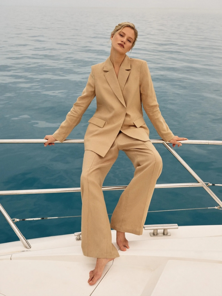 Брюки из костюмной шерсти ,
100% лен ,