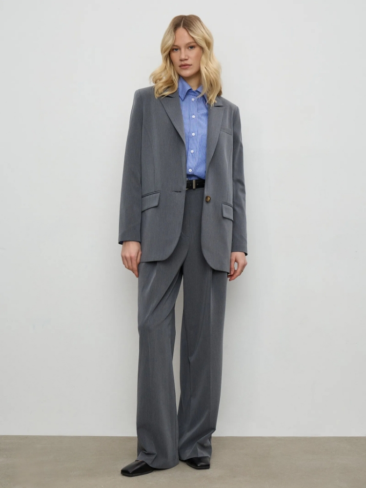 Брюки из костюмной шерсти ,
60% вискоза,37% полиэстер, 3% эластан ,