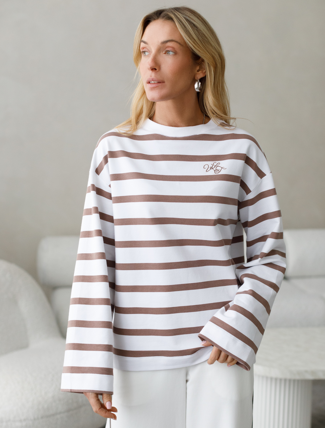 Свитшот из тонкого премиального футера с эластаном