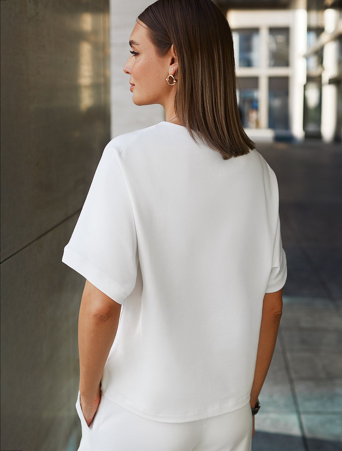 Футболка из тонкого премиального футера с эластаном D49.074 белый