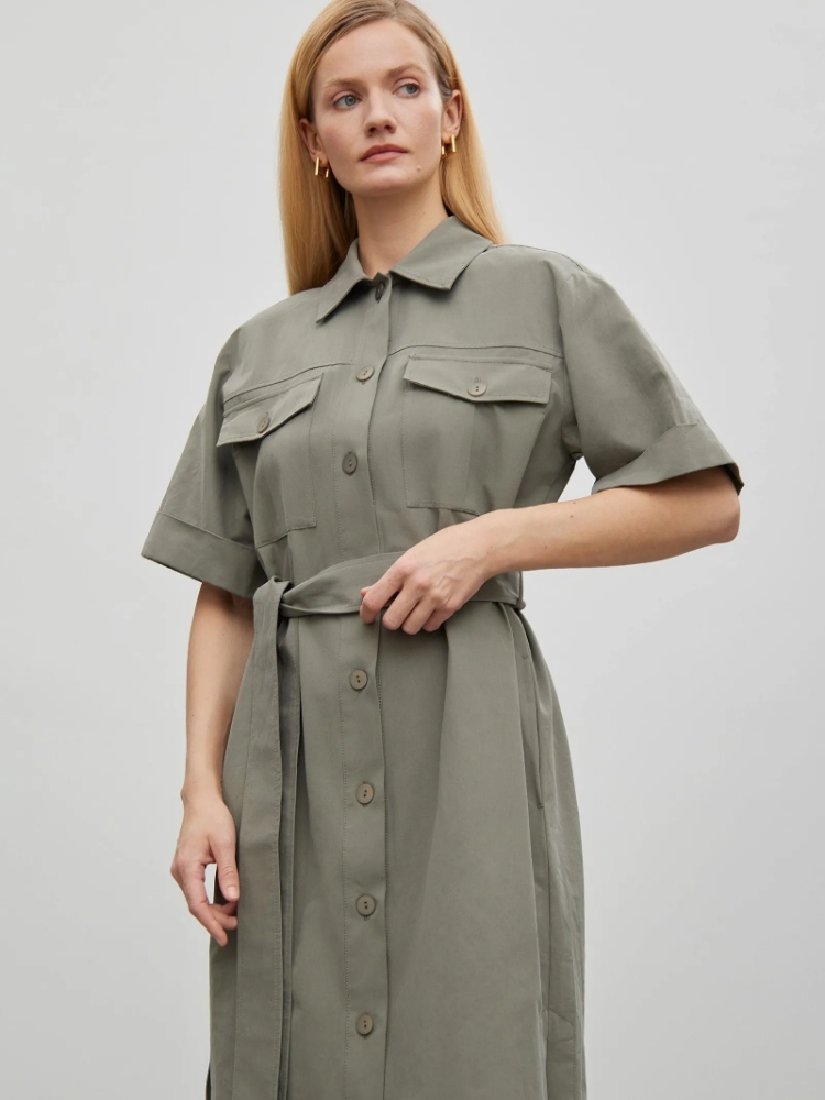 Платье рубашечного кроя ,
хлопок - 100% ,