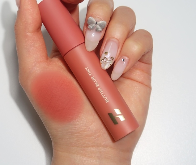 763 р. 1090 р. Мусс-тинт для губ Butter Blur Tint 06 Luscious
