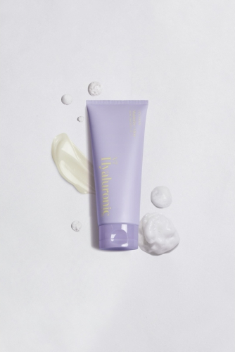 Очищающая пенка для лица с гиалуроновой кислотой V7 Hyaluronic Cleanser, 150 мл