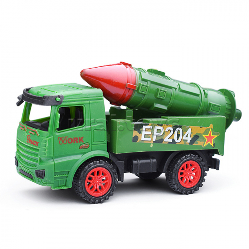Автовоз с военной техникой, под колпаком