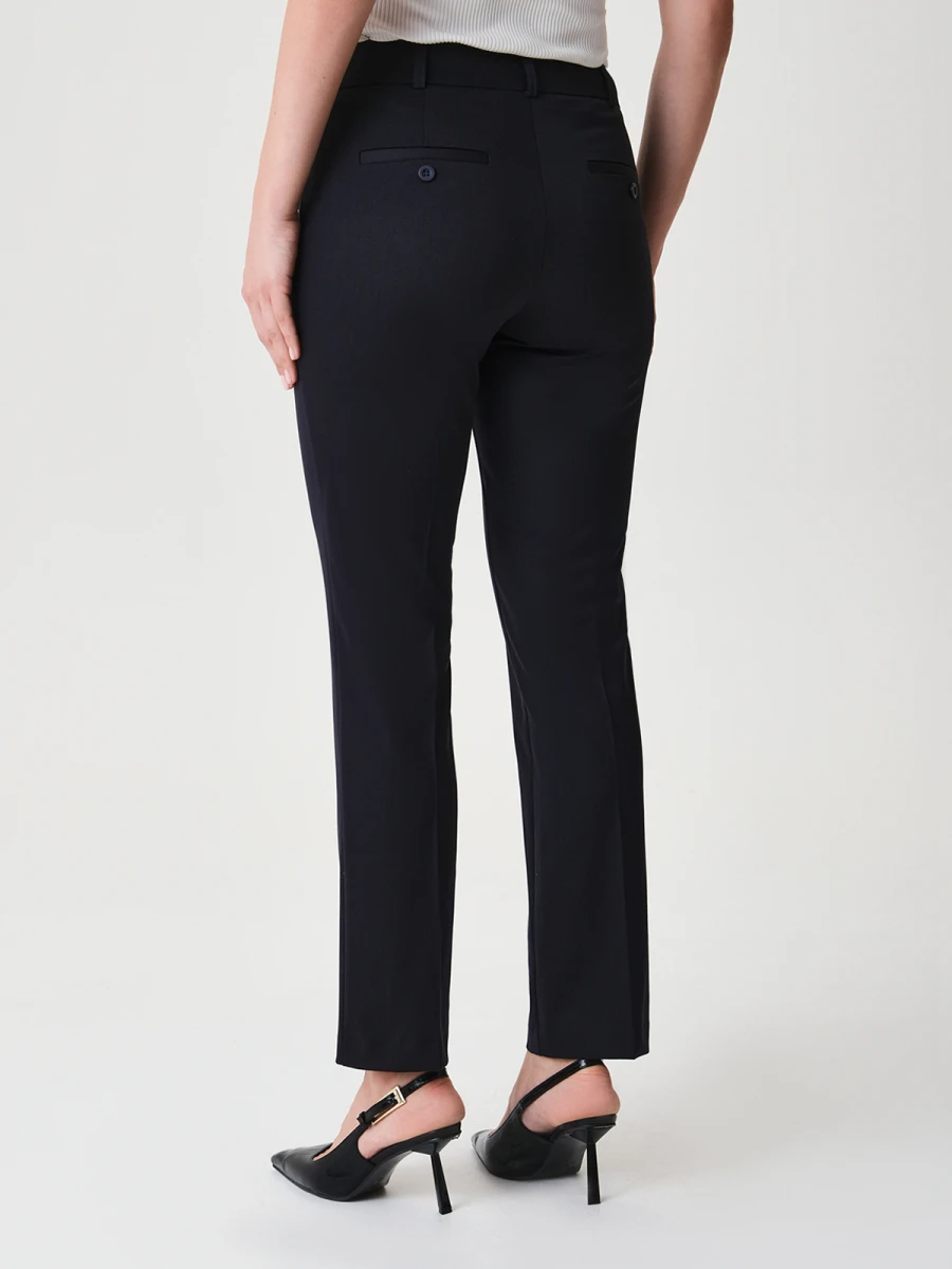 Ст.цена 1790р Приталенные укороченые брюки Черный 15.019.0911.001.1