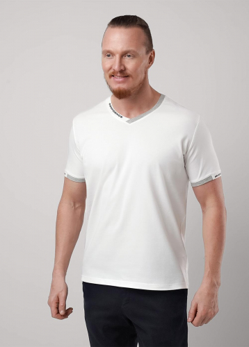 (СТАРАЯ ЦЕНА  890) CLE Футболка муж. 552150/10гг maxi_п