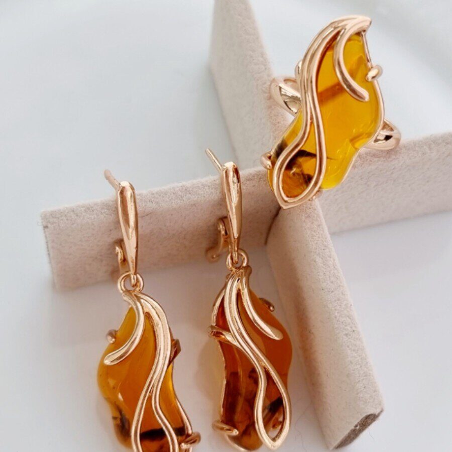 Комплект кольцо и серьги янтарные, покрытие позолота, коллекция