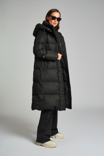 Ст.цена 15000р. Пуховик: В059-11-61 Черный Black 19-4007
