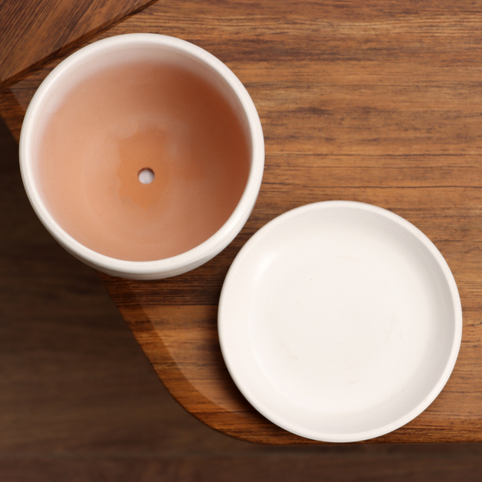 Горшок для цветов «Магнолия», 500 мл, d=13 см, h=10 см, керамика, с поддоном, белый