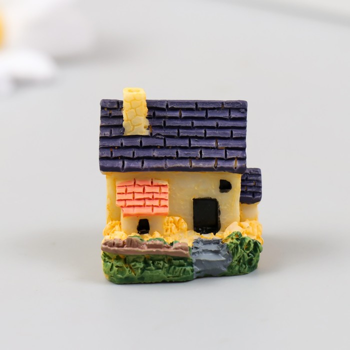 Фигурка для флорариума полистоун «Загородный дом», 3.2×2.5×3.5 см, МИКС