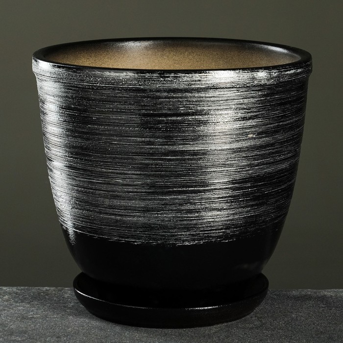 Горшок для цветов «Космос», керамический, с поддоном, 8 л, чёрный с серебряными полосками