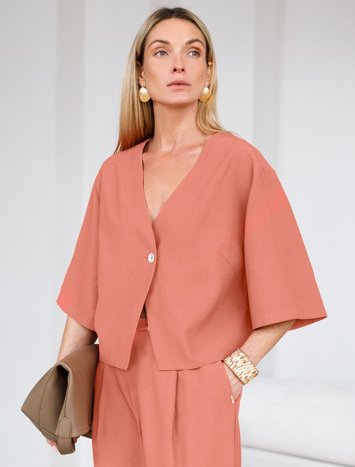 Блузка из плотного лиоцелла D29.266 дымчато-коралловый