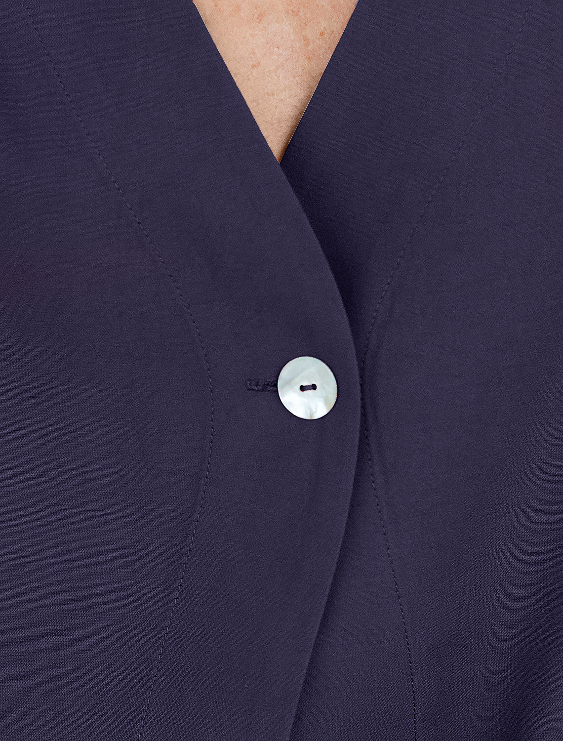 Блузка из плотного лиоцелла D29.266 темно-синий