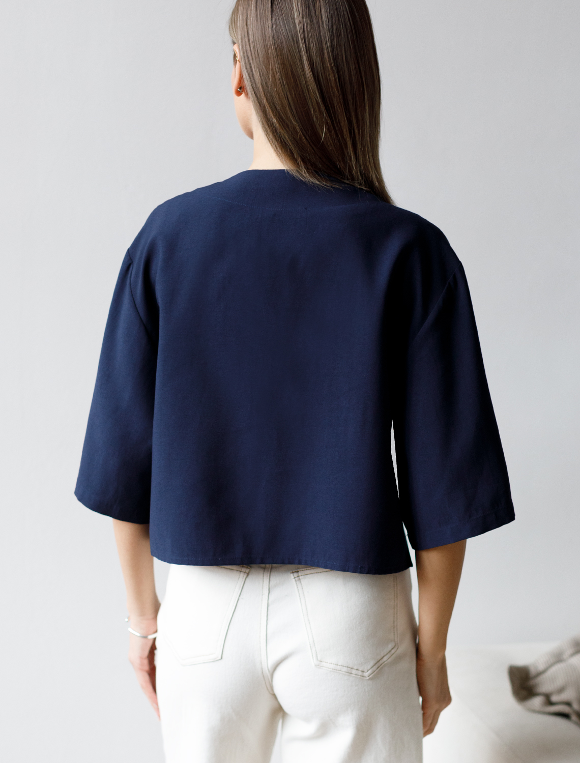 Блузка из плотного лиоцелла D29.266 темно-синий