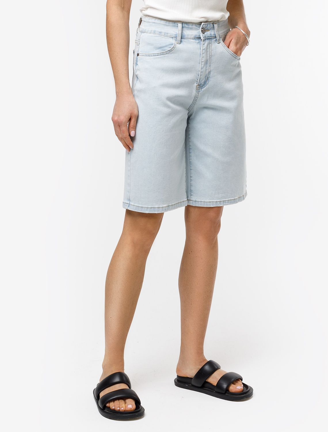 Шорты-бермуды из эластичного денима D58.021 голубой