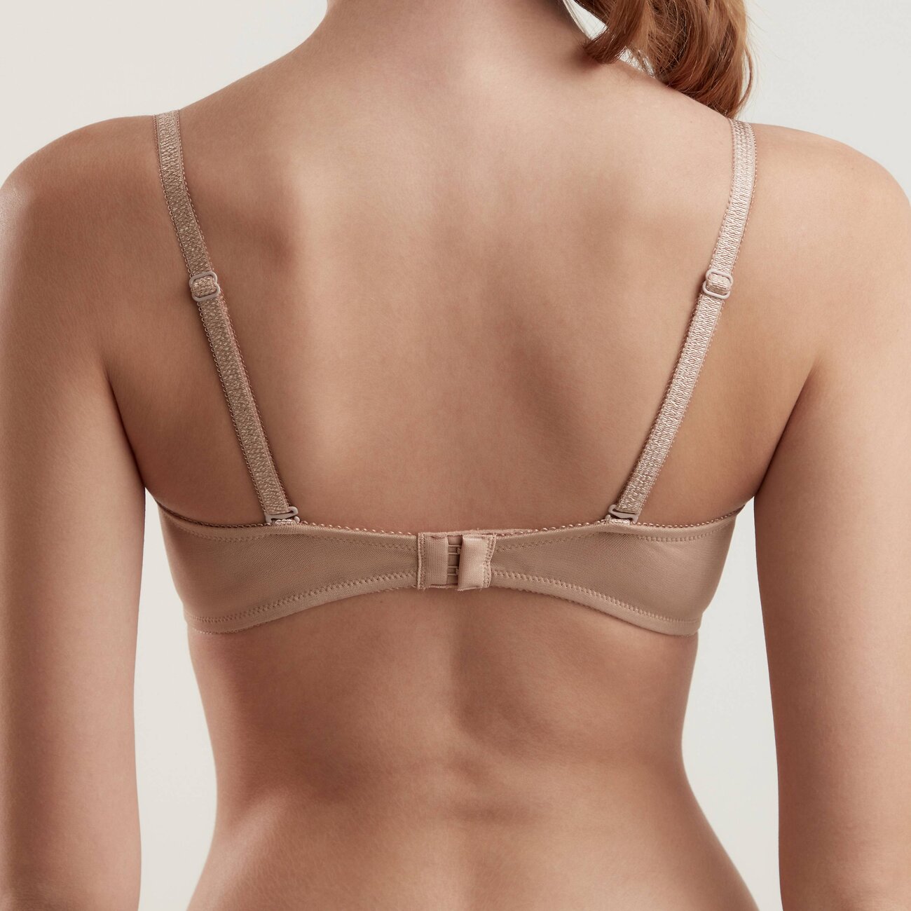 ст. цена1912руб.! Conte elegant Бюстгальтер FLEUR TB 7053телесный