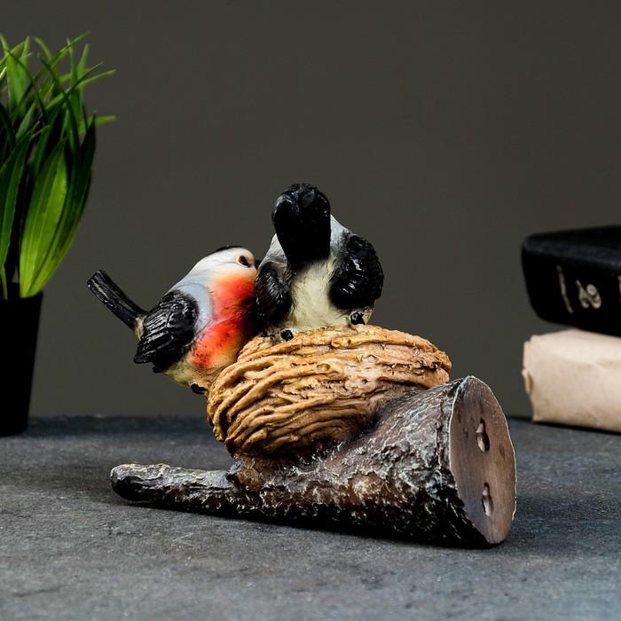 Подвесной декор из полистоуна «Гнездо со снегирями» 15×12×10 см