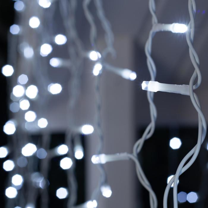 Гирлянда «Бахрома» 3 × 0.9 м, IP44, УМС, белая нить, 232 LED, свечение белое, 220 В