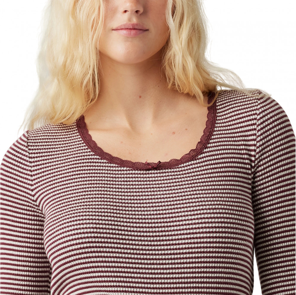 Лонгслив женский DRY GOODS WAFFLE LS TEE REDS, LEVIS