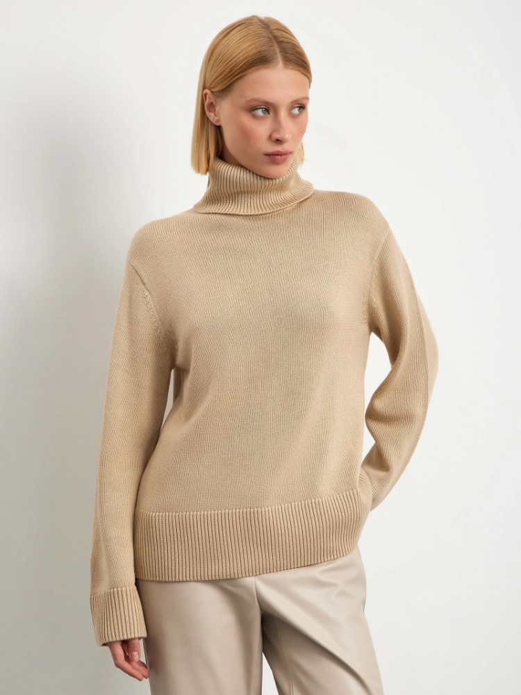 Свитер с высоким воротником из смесовой шерсти ,
40% полиэстер, 20% шерсть, 20% нейлон, 20% акрил ,