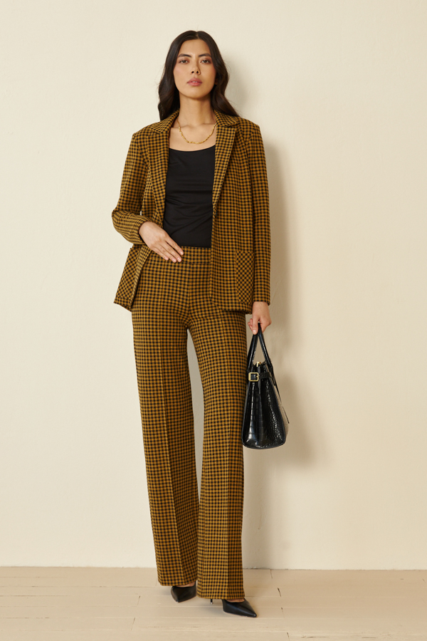 Ст.цена 4990р 69877 Брюки и жакет жёлтый