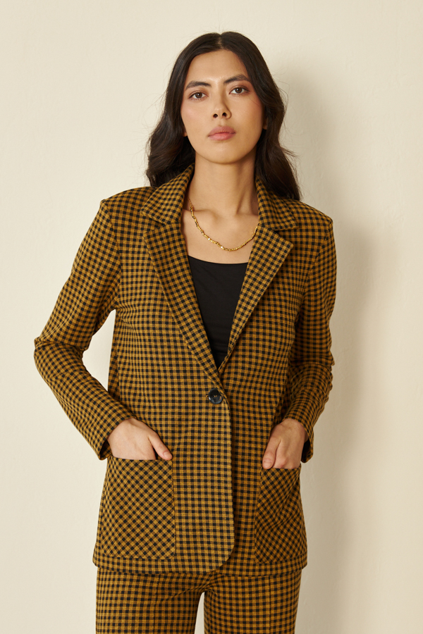 Ст.цена 4990р 69877 Брюки и жакет жёлтый