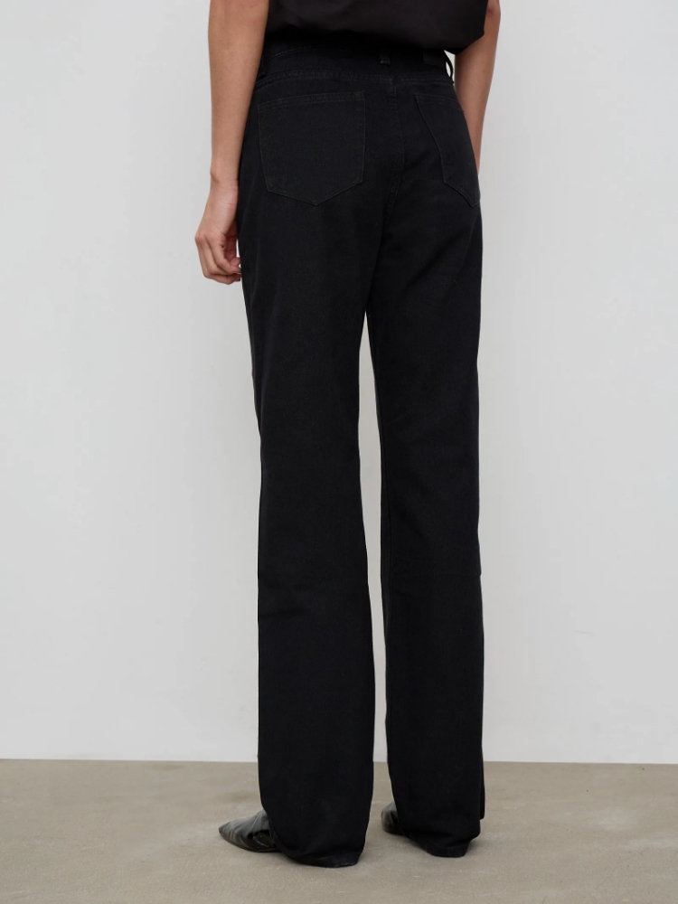 Джинсы прямые ,
100% хлопок ,