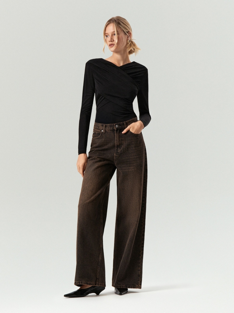 Лонгслив с драпировкой ,
100% вискоза ,