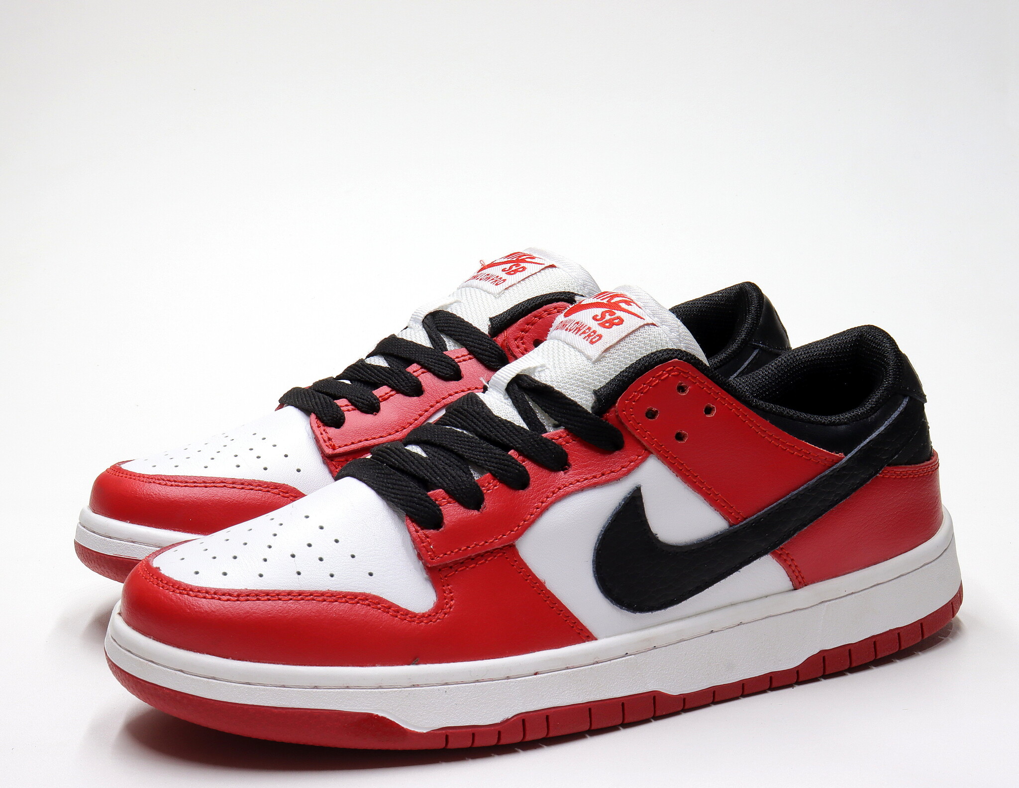 СКИДКА!Цена была 1863р.Кроссовки нат. кожа (41-46)р. / шт.