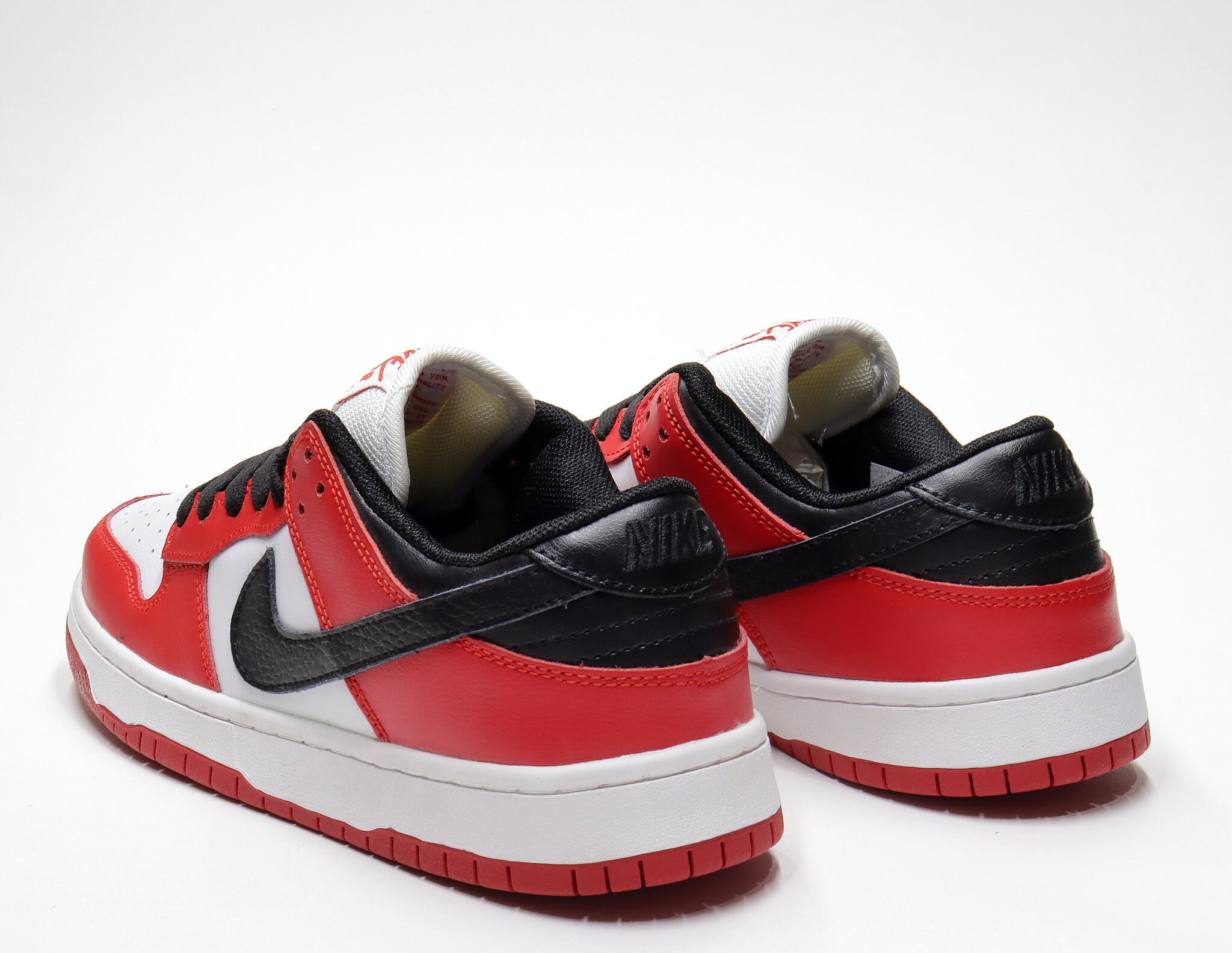 СКИДКА!Цена была 1863р.Кроссовки нат. кожа (41-46)р. / шт.