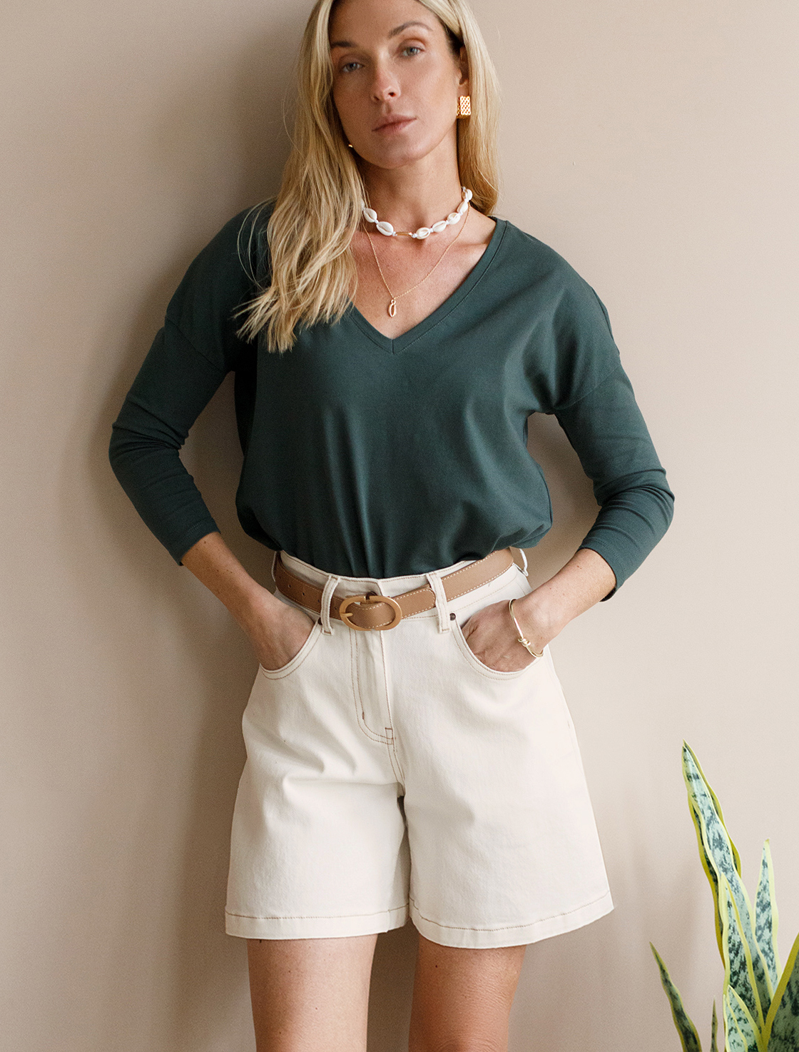 Шорты из эластичного денима D58.024 белый